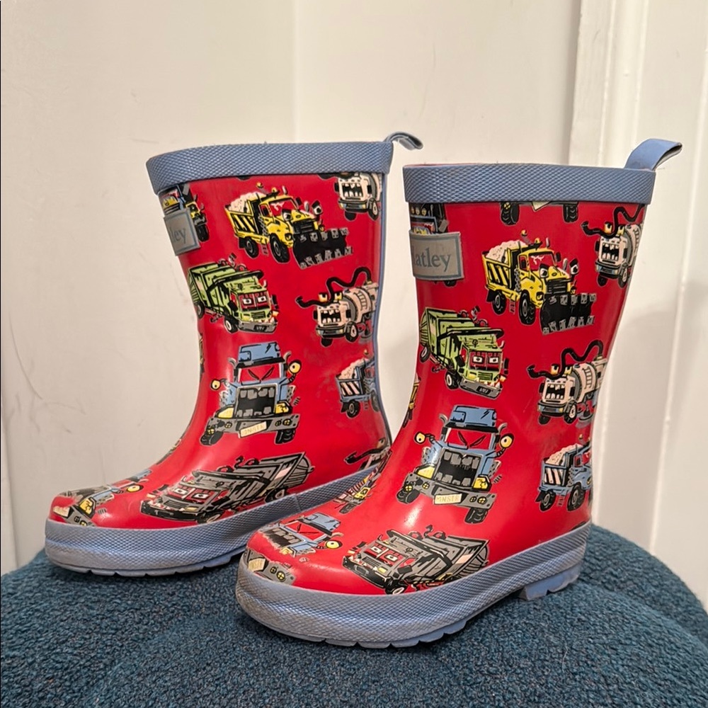 Hatley Red and Blue Tractor Rain Boots